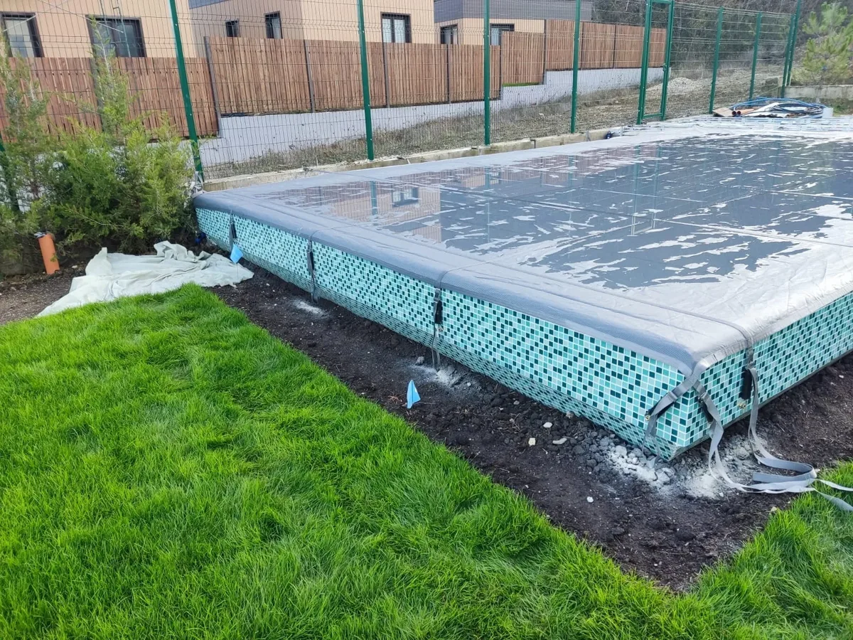 Батутное покрывало на бассейне в Ярославле